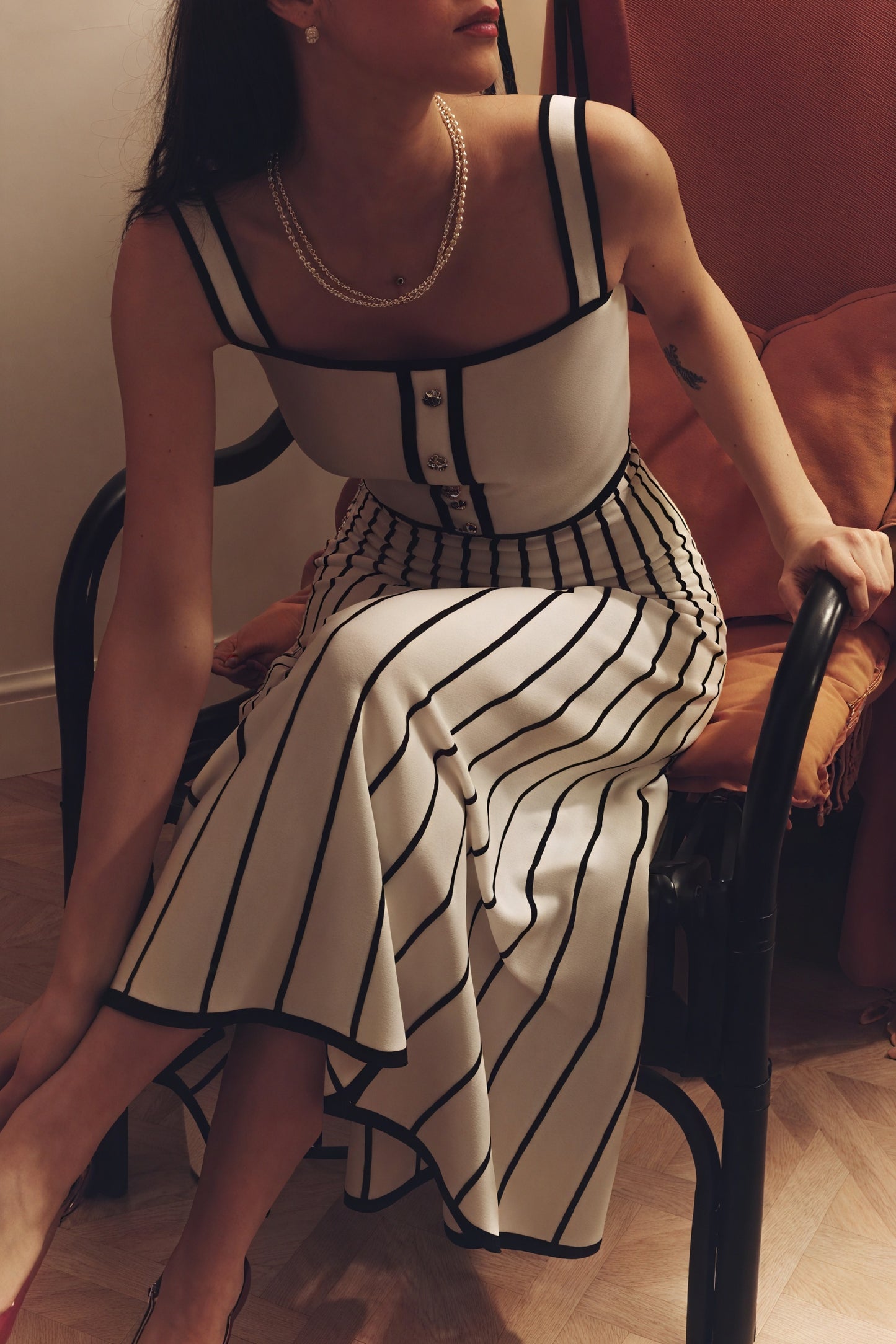 Vestido Midi con Botones y Falda Rayada