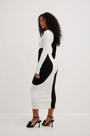 Vestido Midi Asimétrico de Punto Canalé