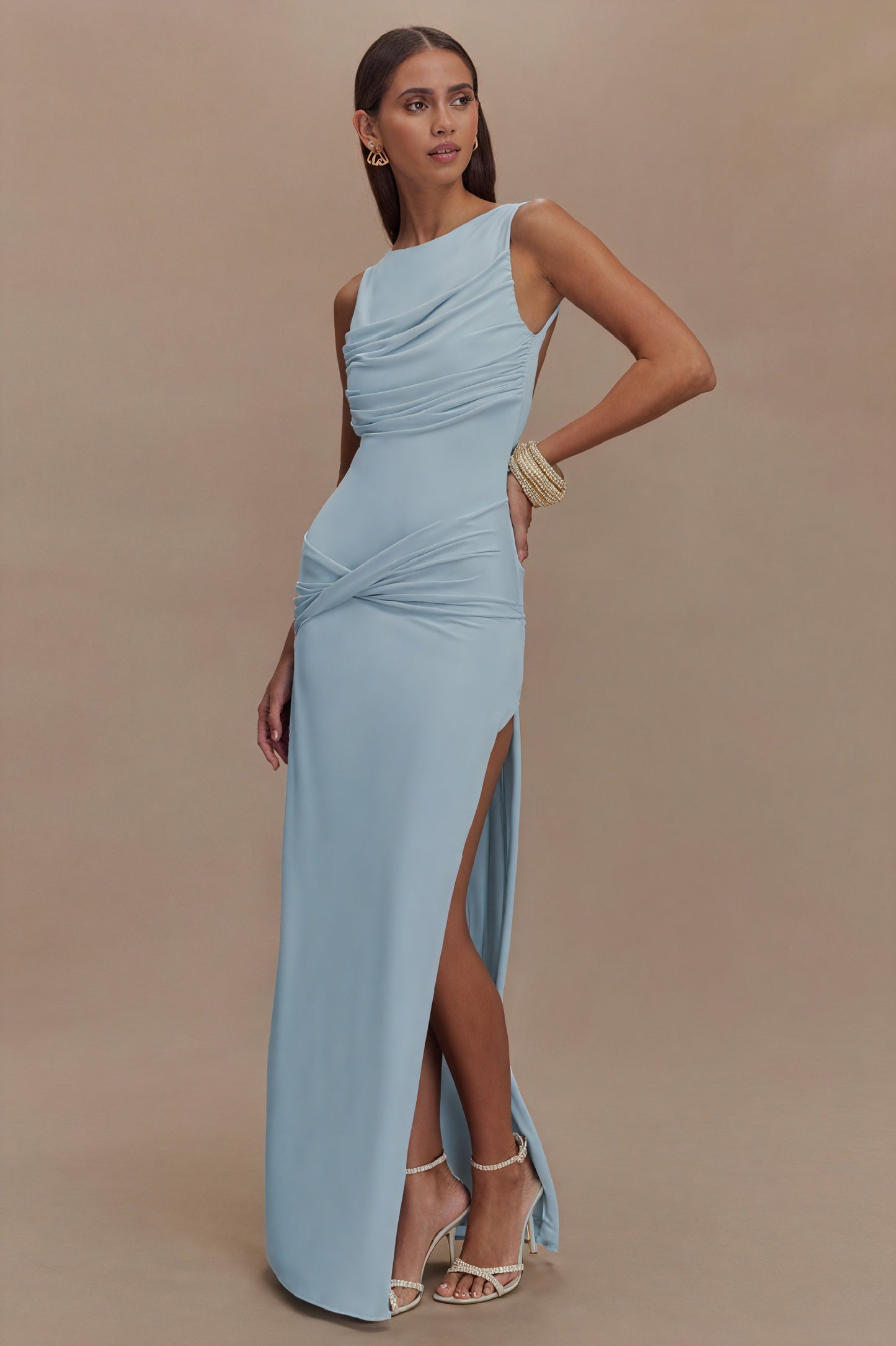 Vestido Largo Escultural