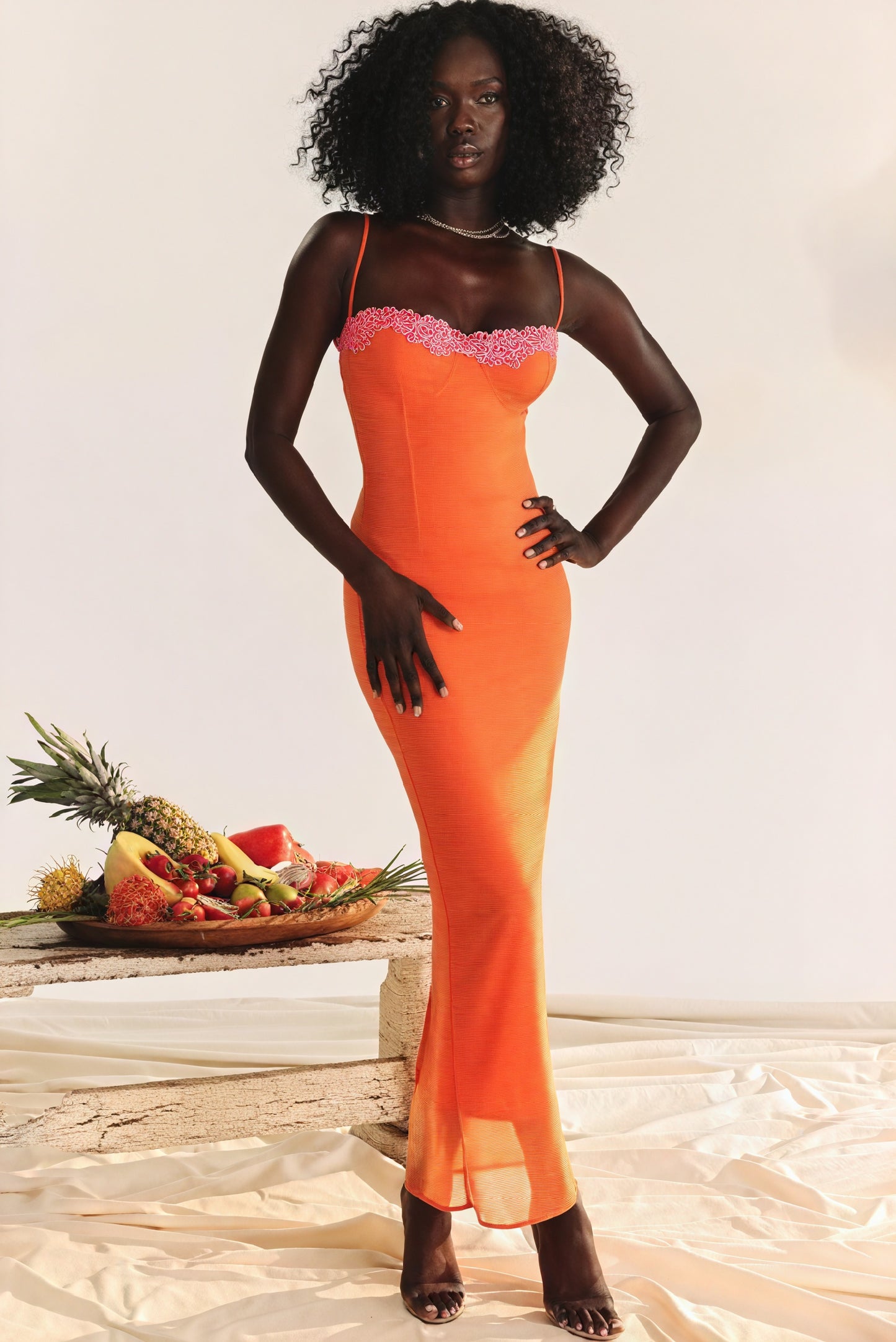 Vestido Midi/Maxi Texturizado con Abertura