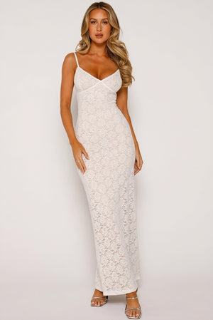 Vestido Maxi de Encaje con Tirantes Finos