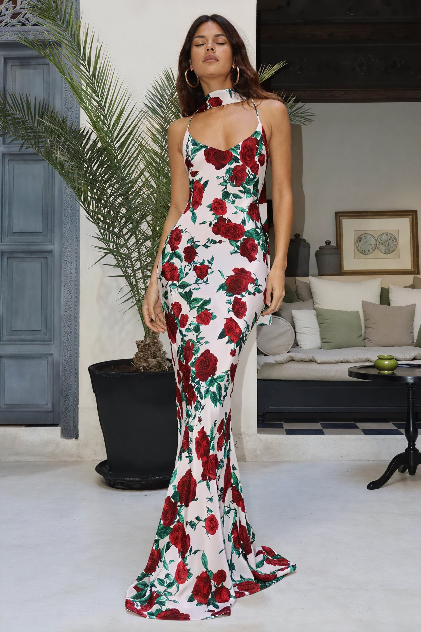 Vestido Floral Halter con Espalda Descubierta