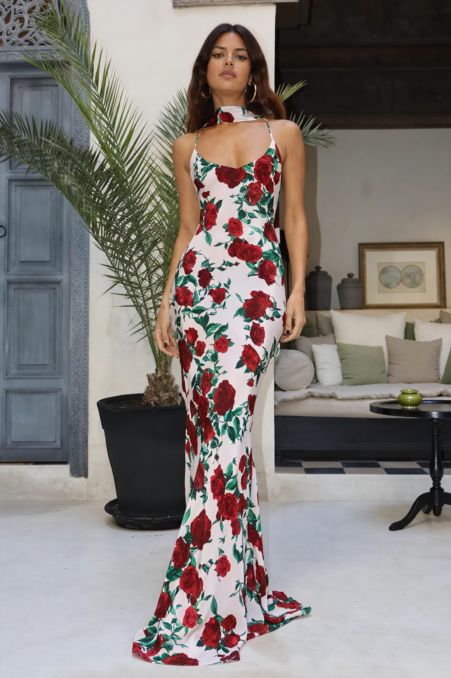 Vestido Floral Halter con Espalda Descubierta