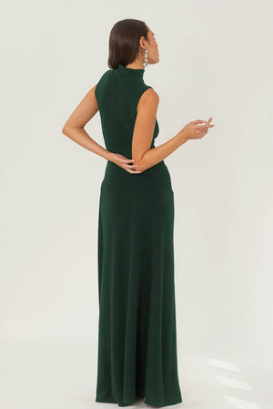 Vestido Largo con Drapeado y Cuello Alto
