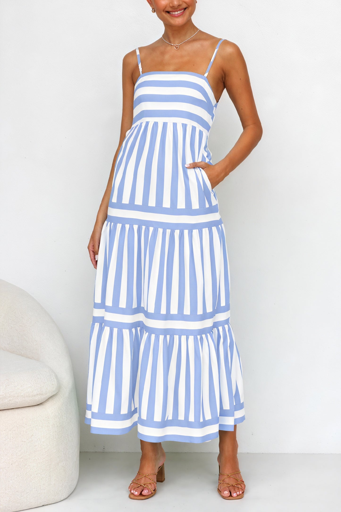 Vestido Maxi Rayas Verticales con Bolsillos