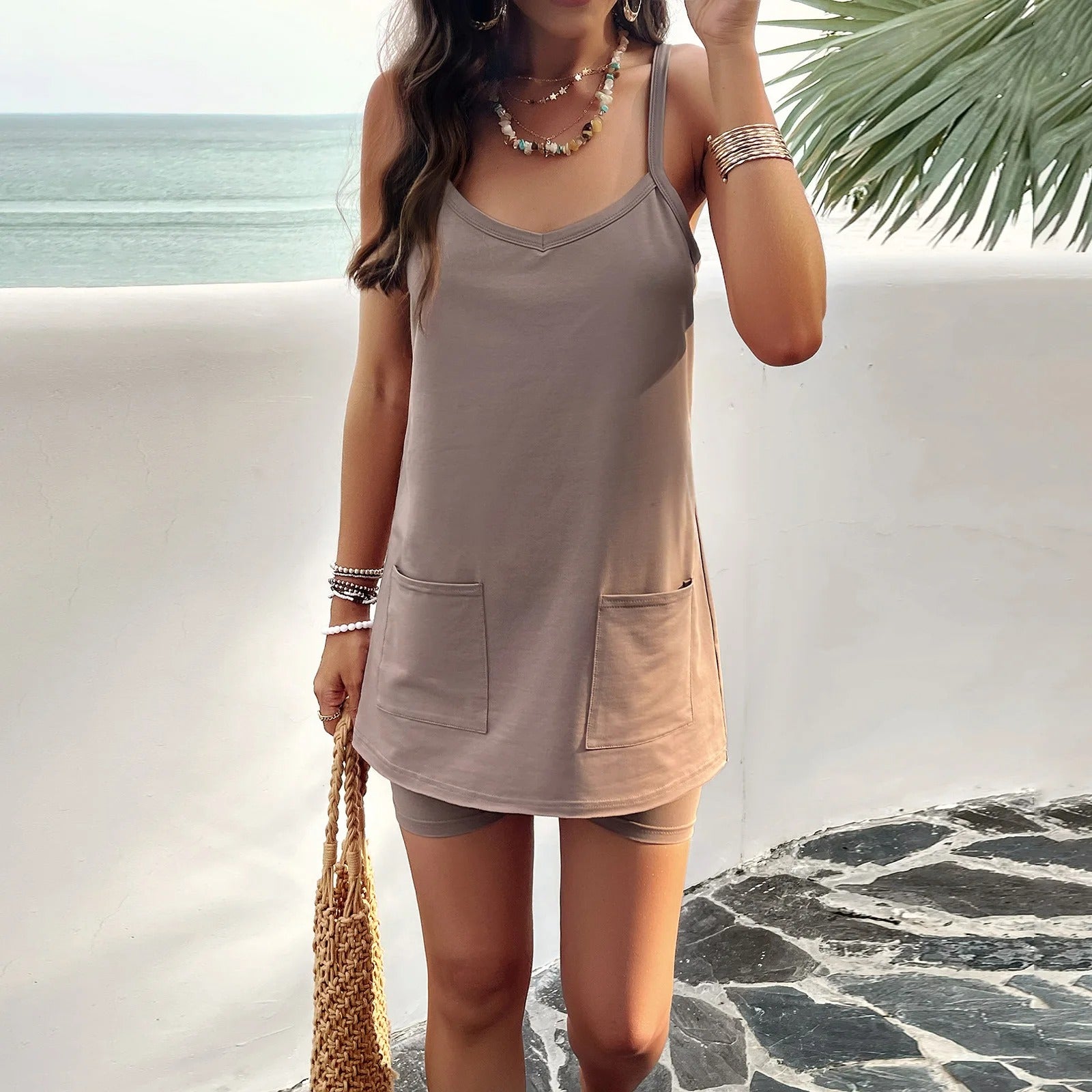 Conjunto Relajado: Top y Shorts a Juego