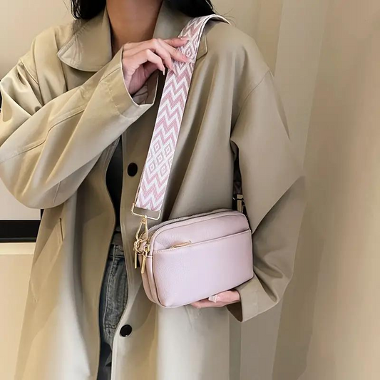Bolso Bandolera Chic con Correa Geométrica