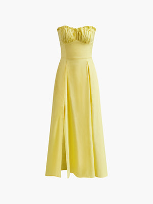 Vestido A-line con Volantes y Abertura Lateral