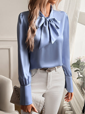 Blusa Sofisticada con Lazo