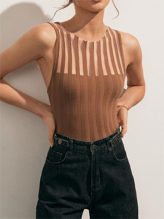 Top sin Mangas Texturizado con Detalle Sheer