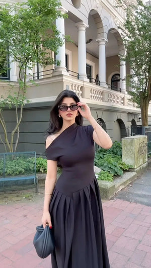 Vestido Midi Asimétrico – Sofisticación Moderna