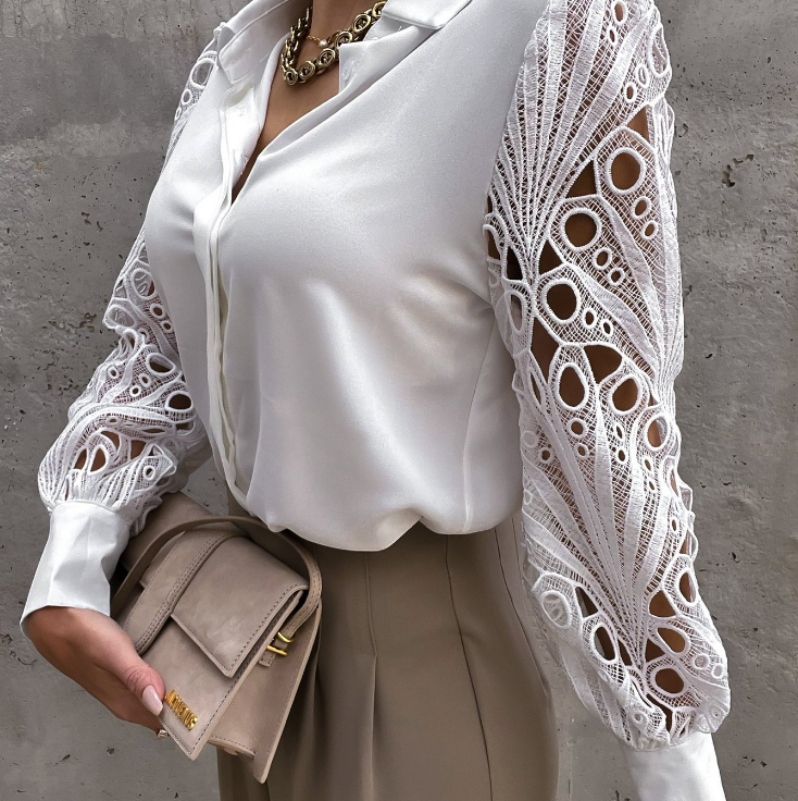 Blusa con Encaje Detalle